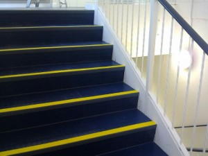 stud-rubber-tiles-with-Gradus-Nosings